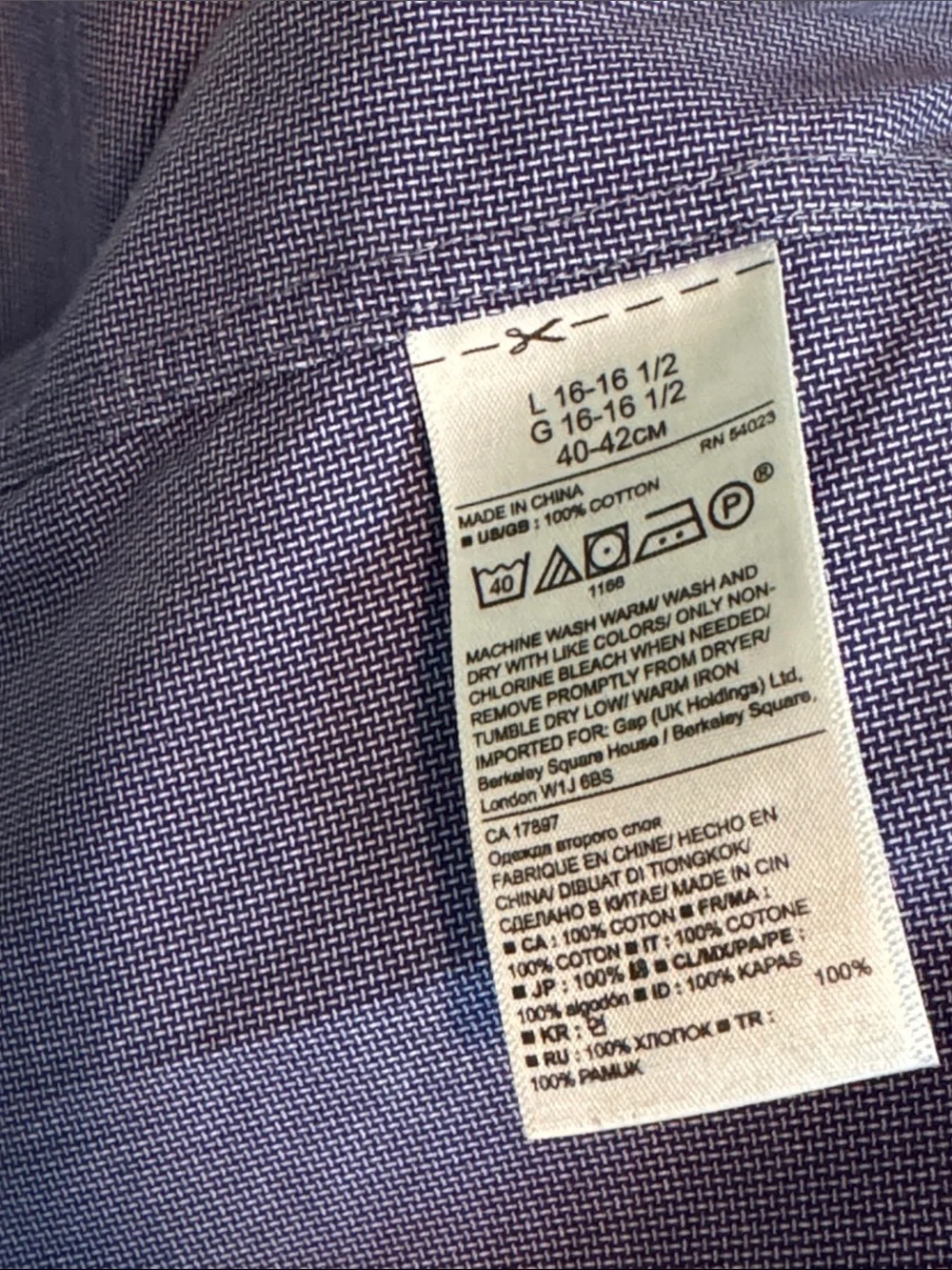 Banana Republic Men's Dress Shirt in Lavender-Blue L 16-16 1/2